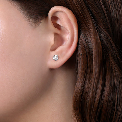 Pavé Diamond Stud Earrings in White Gold