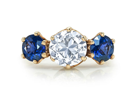 Vintage-Inspired Diamond "Gabby" Wedding Band
